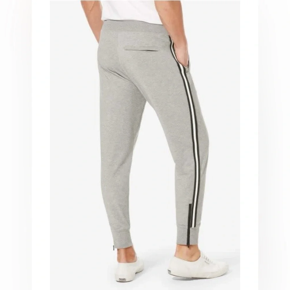 TOMMY JOHN Go Anywhere Joggers Men’s S. no holes/stains but do have loose seams